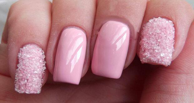 ροζ νύχια