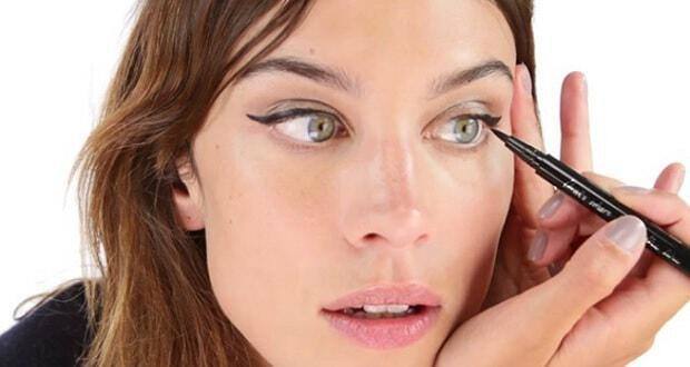 πώς να μείνει το eyeliner